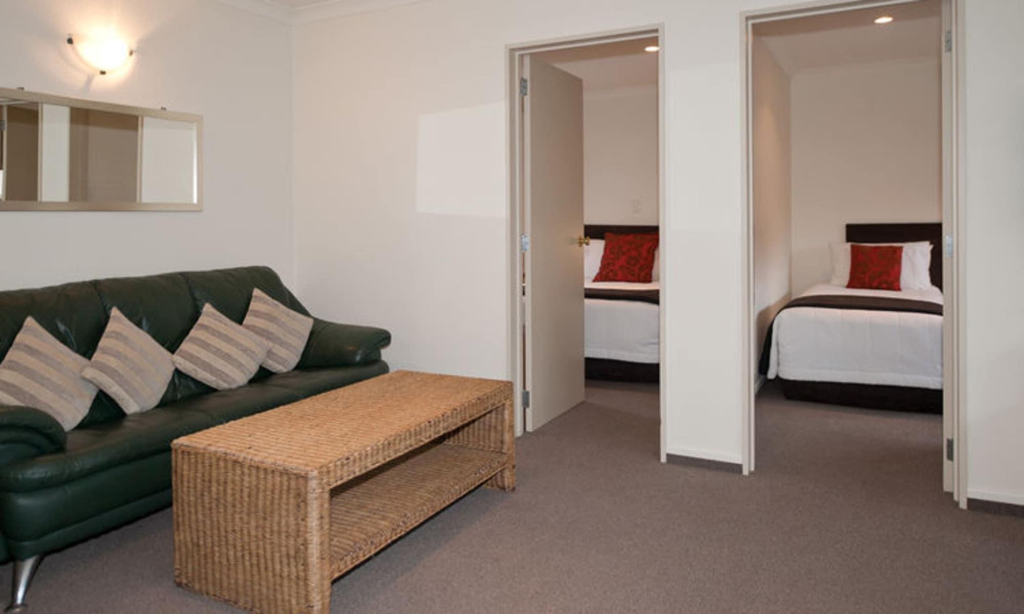 Colombo In The City Christchurch Exterior foto A typical two bedroom apartment