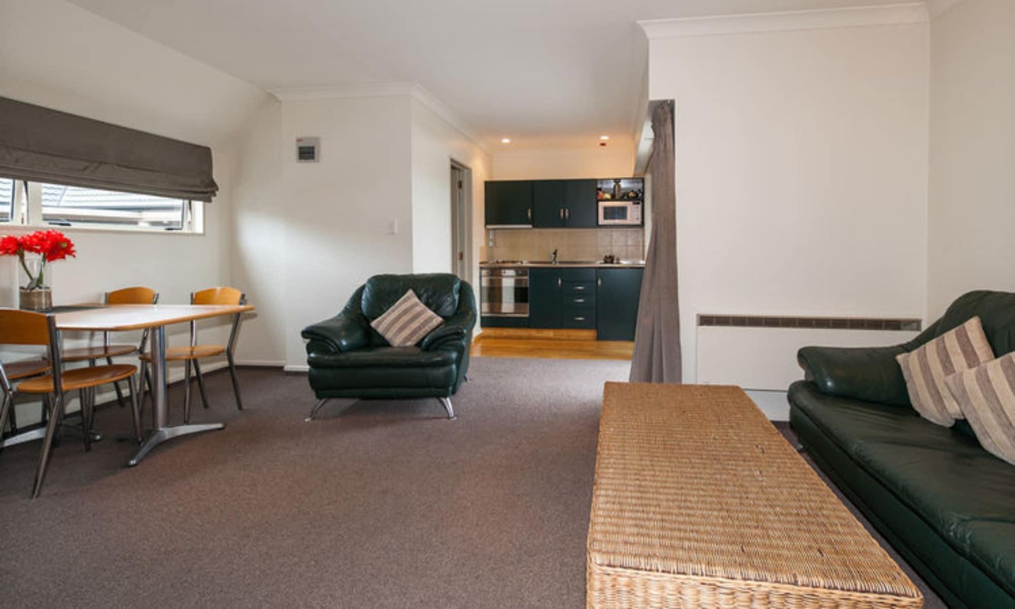 Colombo In The City Christchurch Exterior foto A typical apartment at the hotel